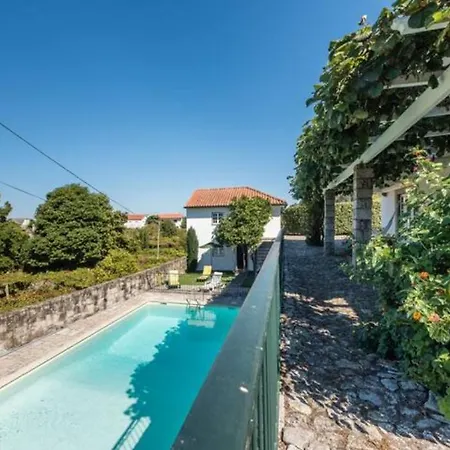 Guestready - Cabanelas & Pool Penzion Guimarães